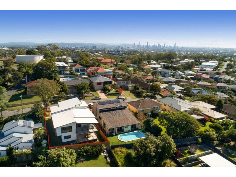 5 Ferol Street, Coorparoo QLD 4151