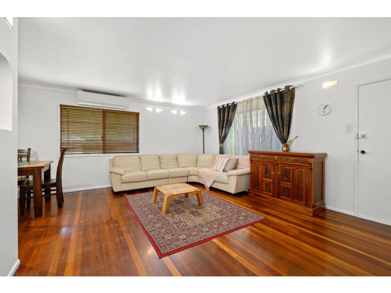 14 Ramita Street, Holland Park West QLD 4121