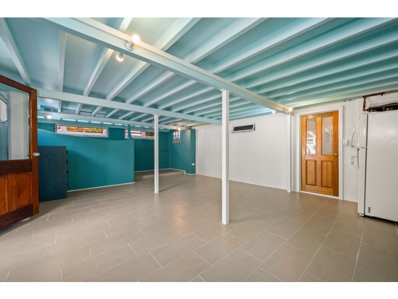 14 Ramita Street, Holland Park West QLD 4121