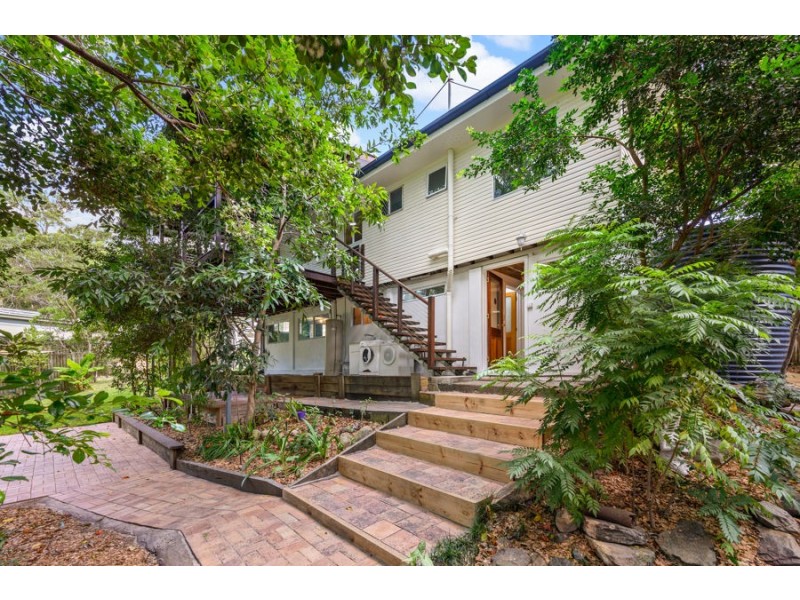 14 Ramita Street, Holland Park West QLD 4121