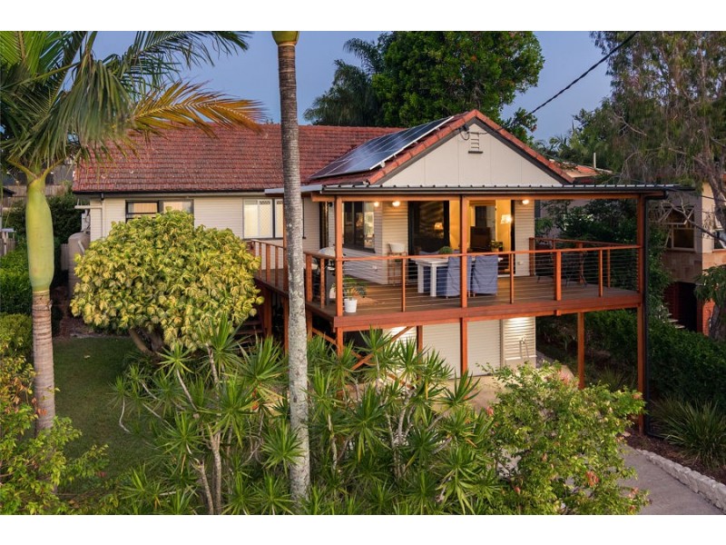 10 Wyeth Street, Wynnum QLD 4178