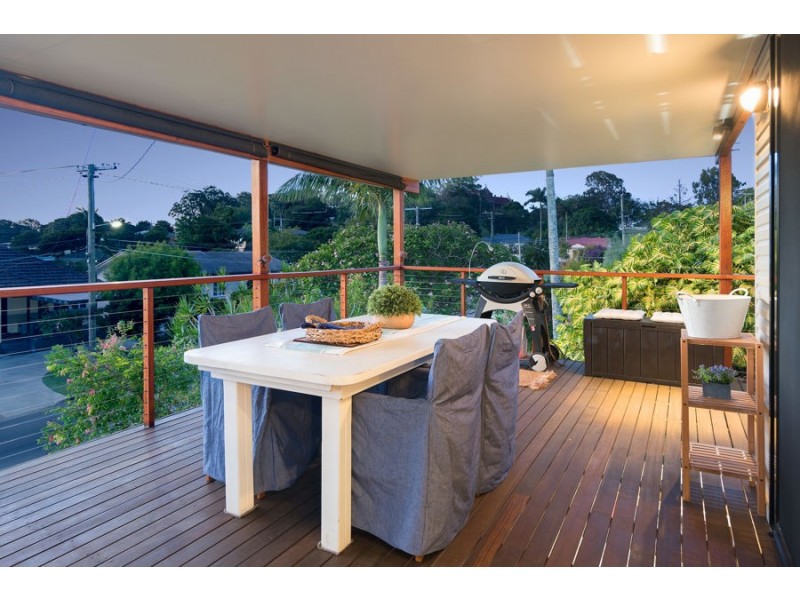 10 Wyeth Street, Wynnum QLD 4178