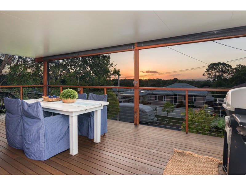 10 Wyeth Street, Wynnum QLD 4178