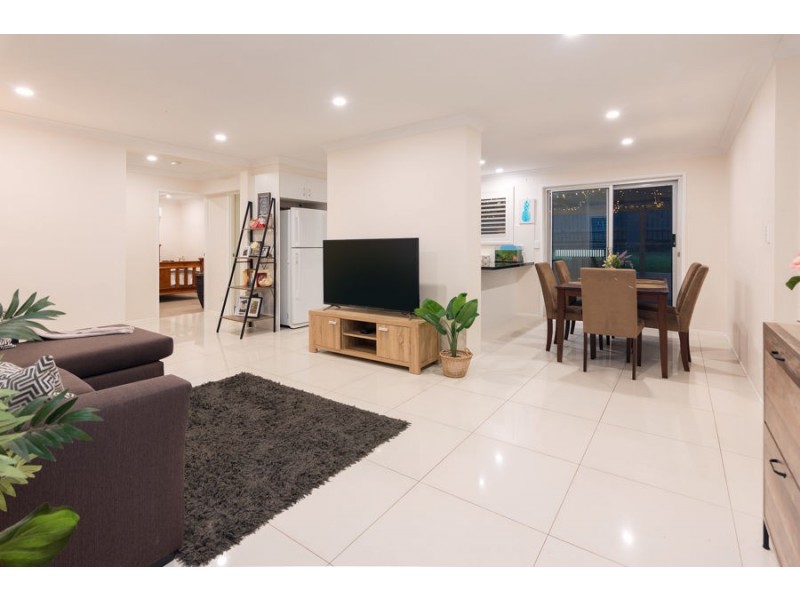 8 Belconnen Street, Rochedale South QLD 4123