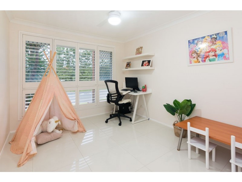 8 Belconnen Street, Rochedale South QLD 4123