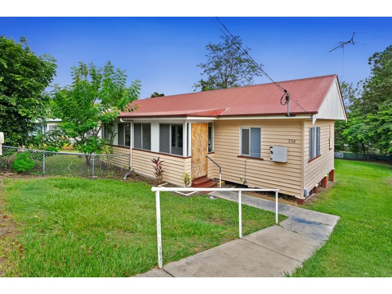 324 – 326 Nursery Road, Holland Park QLD 4121