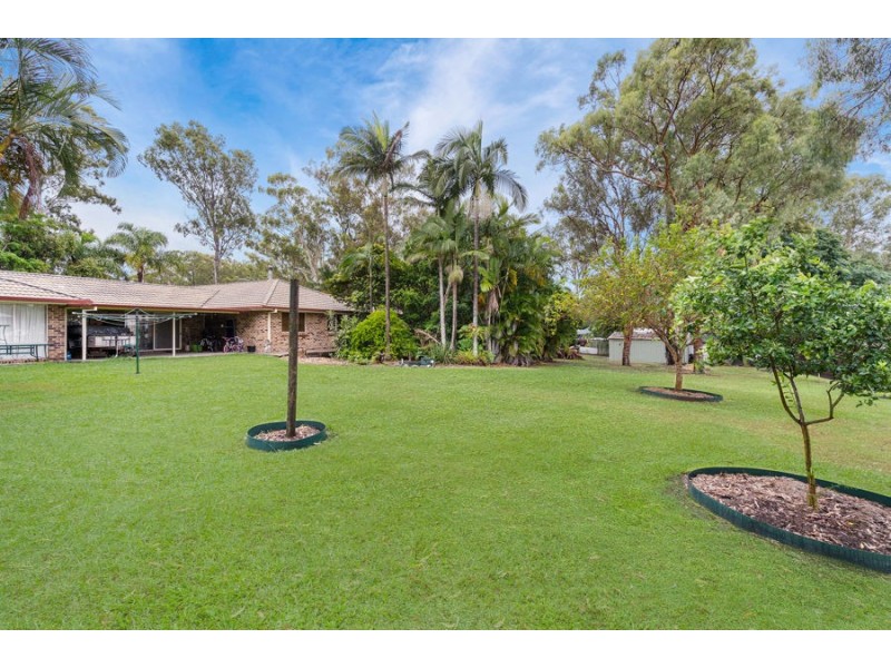 7-13 Fiddlewood Crt, Park Ridge QLD 4125