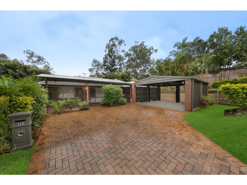 115 Kersley Rd, Kenmore QLD 4069