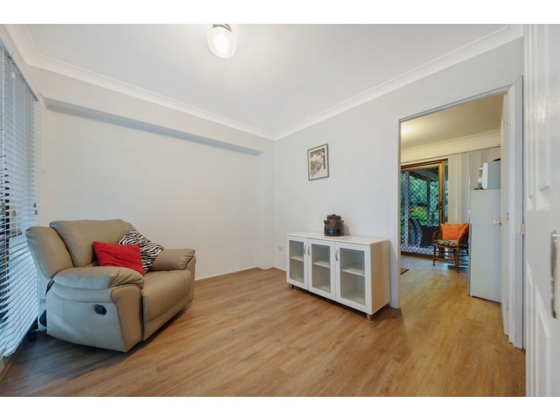 115 Kersley Rd, Kenmore QLD 4069