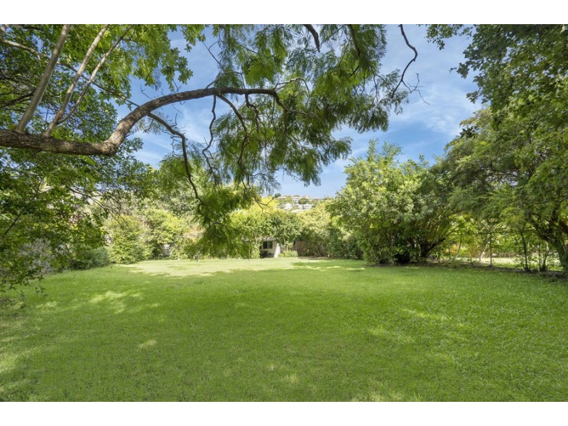 112 Plimsoll Street, Greenslopes QLD 4120