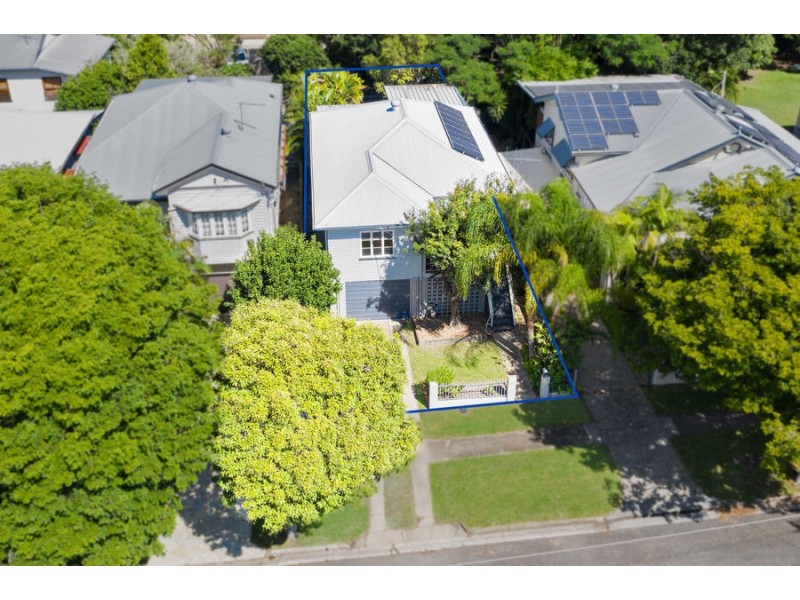 75 Victoria Terrace, Greenslopes QLD 4120