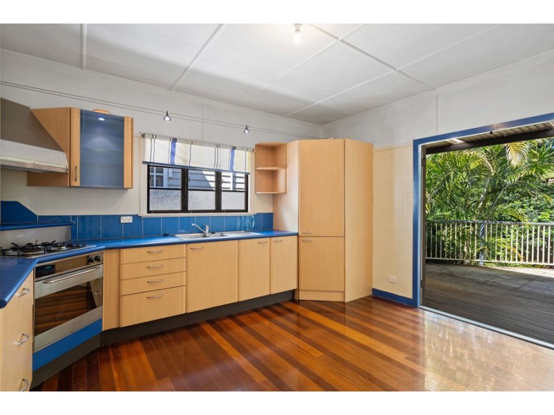 75 Victoria Terrace, Greenslopes QLD 4120