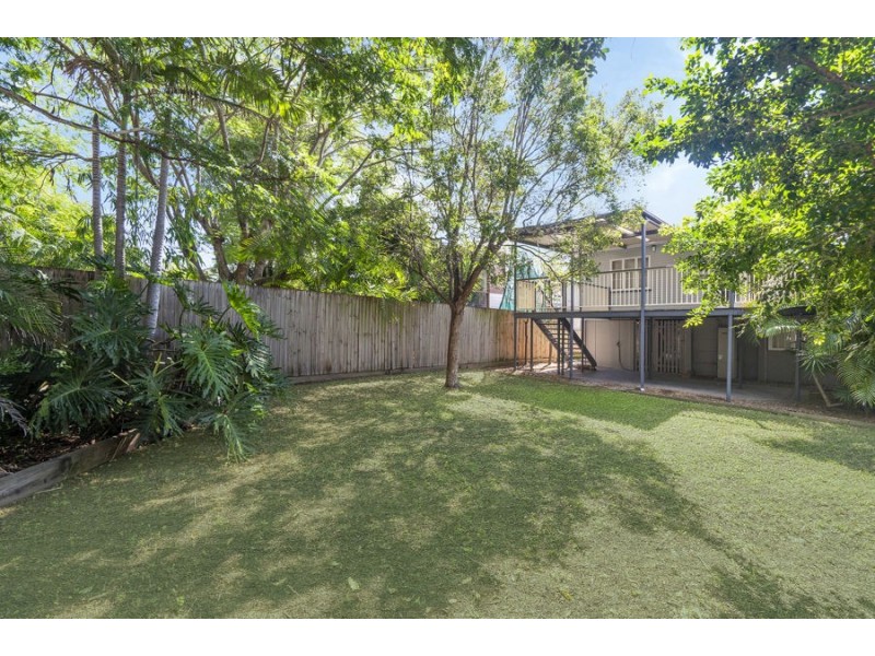 75 Victoria Terrace, Greenslopes QLD 4120