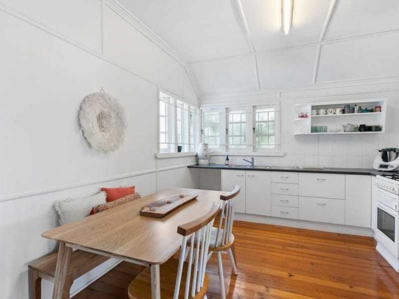 29 Oxley Dr, Holland Park QLD 4121