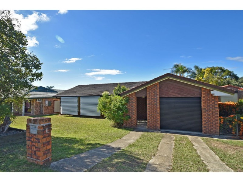 85 Bridgnorth Street, Carindale QLD 4152