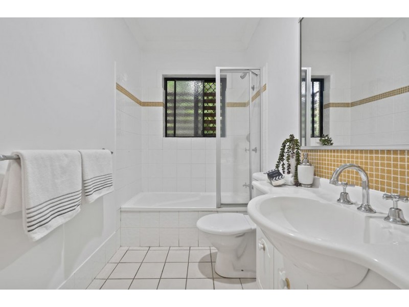 4 / 29 Christensen Street, Yeronga QLD 4104