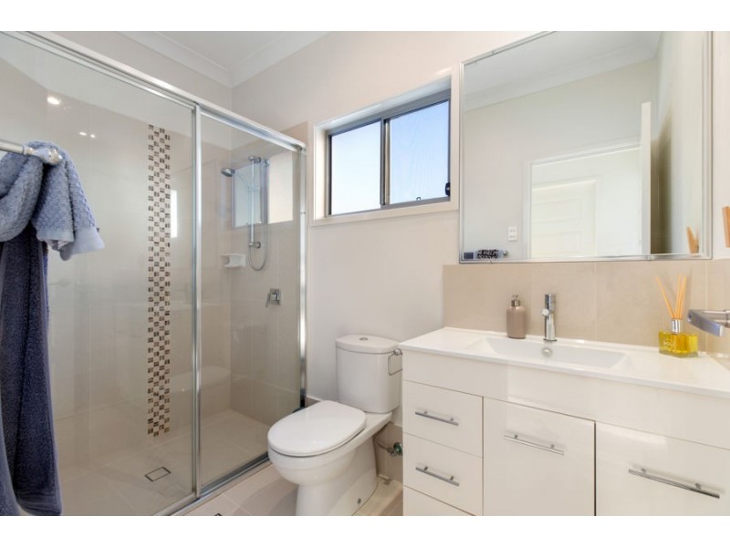 48 Embie Street, Holland Park West QLD 4121