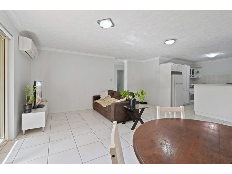 6 / 27 Nelson Street, Coorparoo QLD 4151