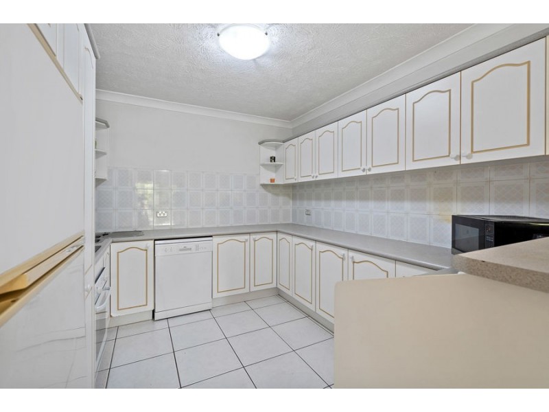 6 / 27 Nelson Street, Coorparoo QLD 4151