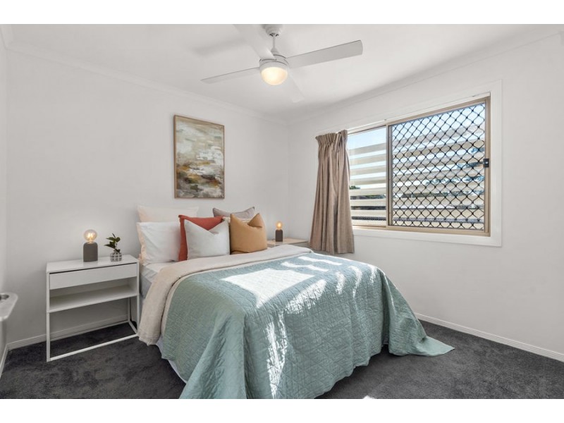 2 / 24 Robinson Street, Coorparoo QLD 4151