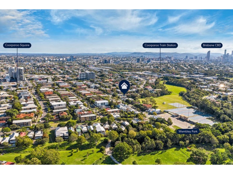 2 / 24 Robinson Street, Coorparoo QLD 4151