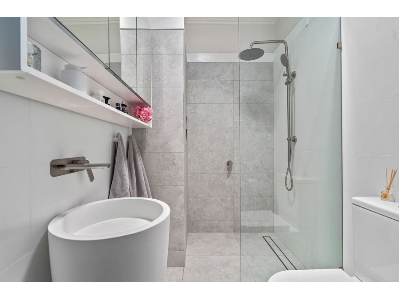 52 Beresford Terrace, Coorparoo QLD 4151