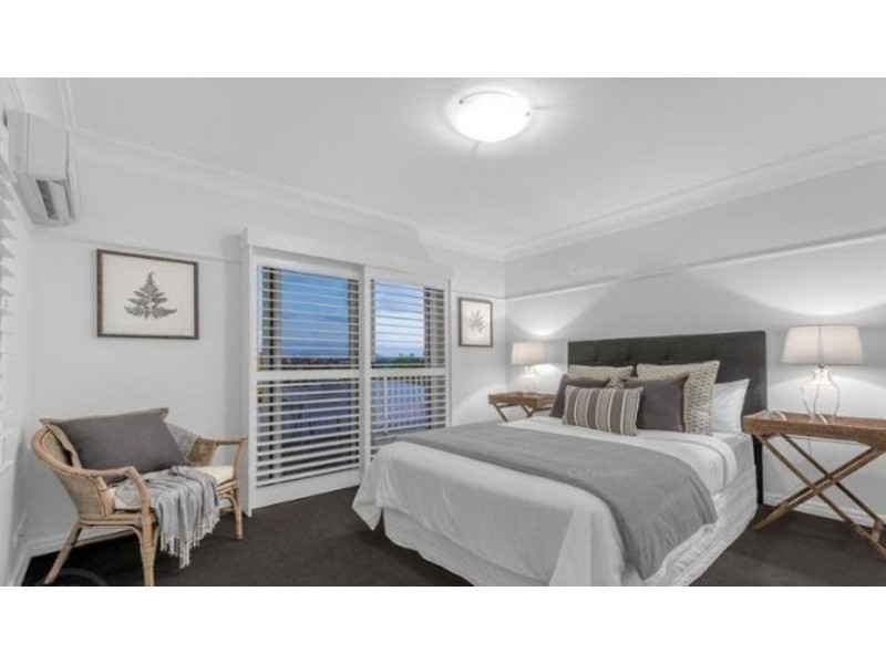 16 Aemilia Ave, Seven Hills QLD 4170