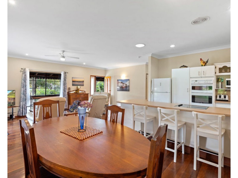 3 Ferris Street, Coorparoo QLD 4151