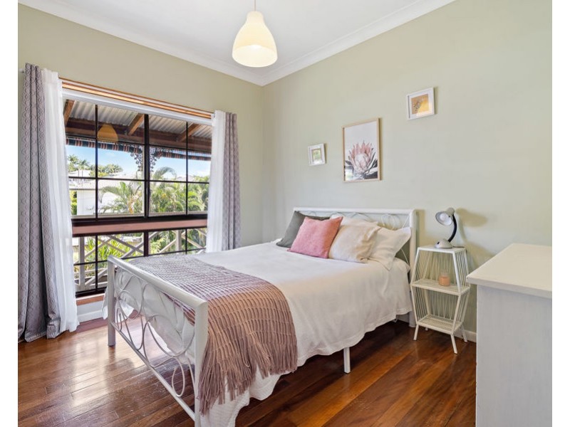 3 Ferris Street, Coorparoo QLD 4151