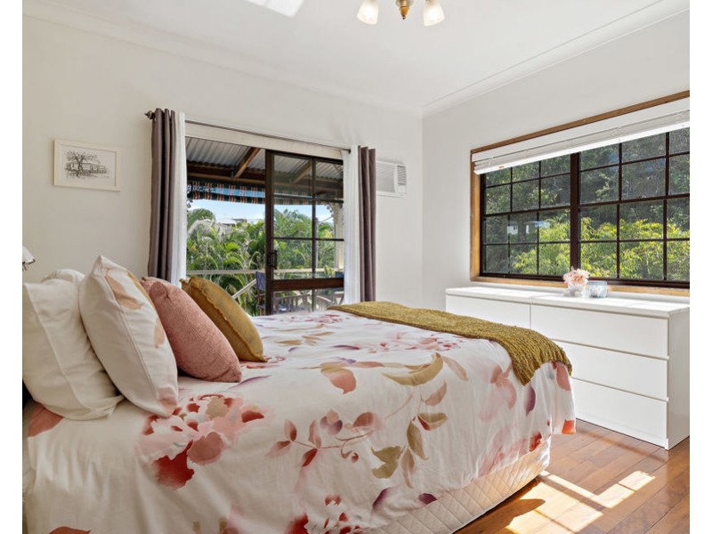 3 Ferris Street, Coorparoo QLD 4151