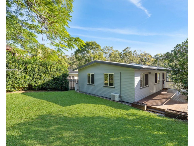 214 Jones Road, Carina Heights QLD 4152