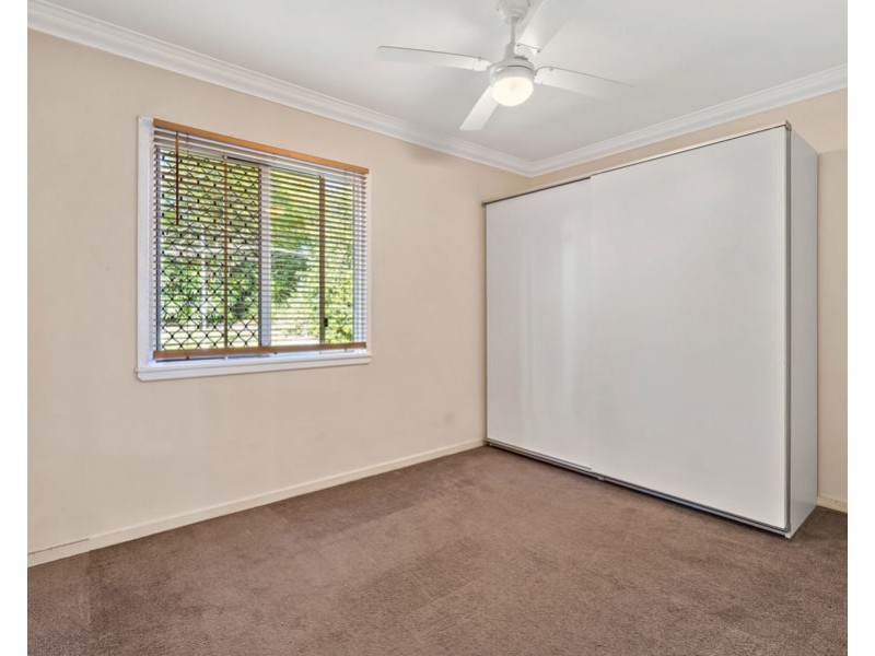 214 Jones Road, Carina Heights QLD 4152