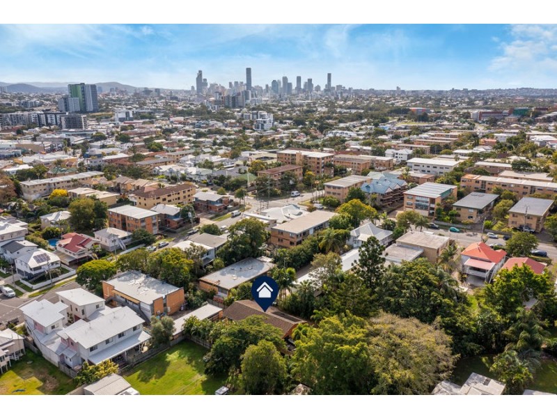 367A Cornwall Street, Greenslopes QLD 4120