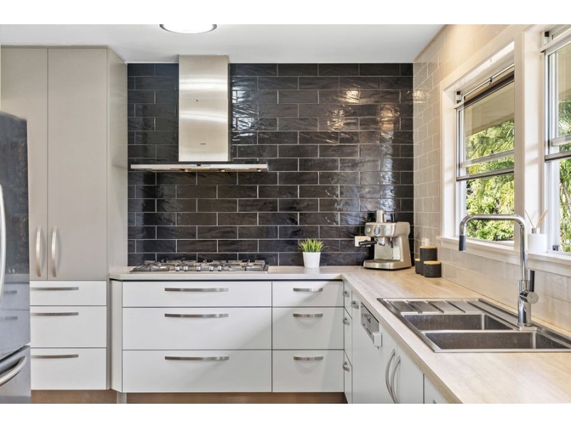 367A Cornwall Street, Greenslopes QLD 4120