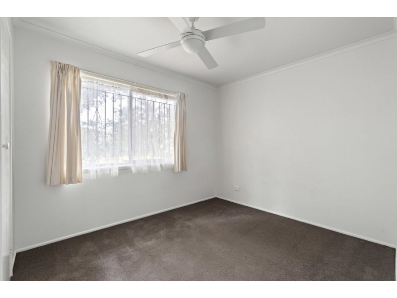 70 Greenmeadow Rd, Mansfield QLD 4122