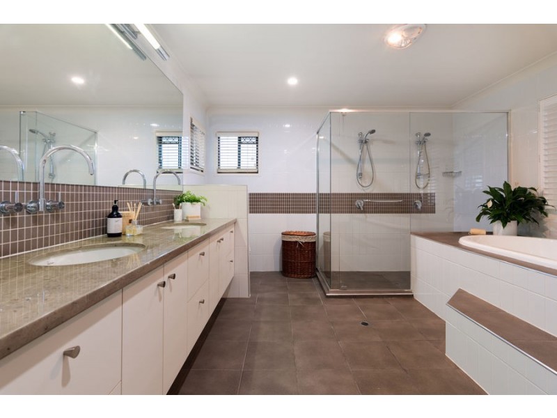 163 Glenavon Street, Belmont QLD 4153