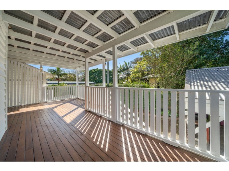 44 Glindemann Dr, Holland Park QLD 4121
