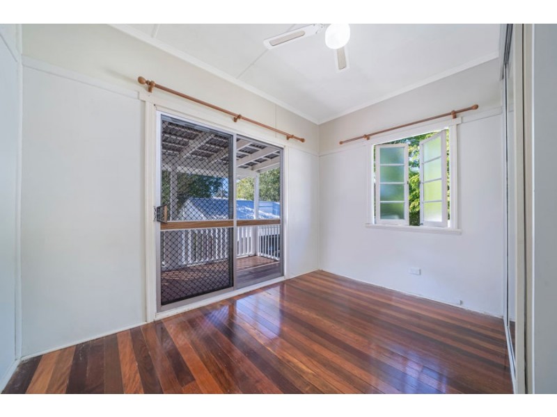 44 Glindemann Dr, Holland Park QLD 4121