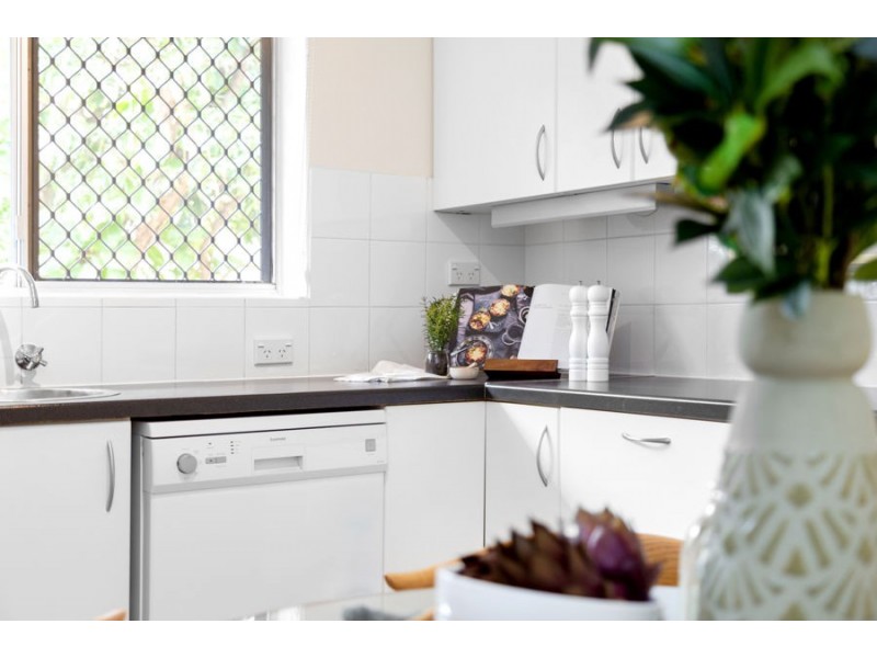 3/24 Weston Street, Coorparoo QLD 4151