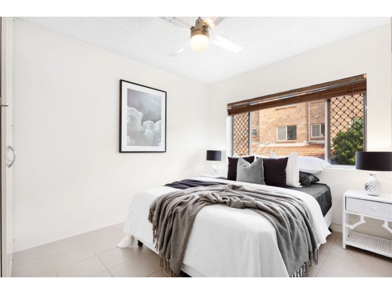 3/24 Weston Street, Coorparoo QLD 4151