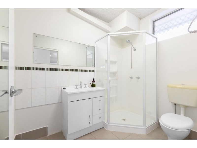 3/24 Weston Street, Coorparoo QLD 4151