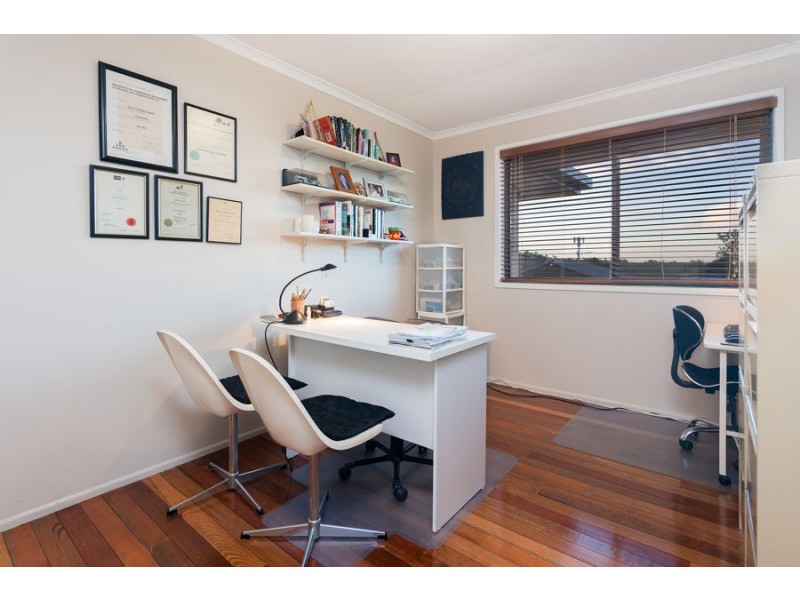 5 Firthshire Street, Mansfield QLD 4122