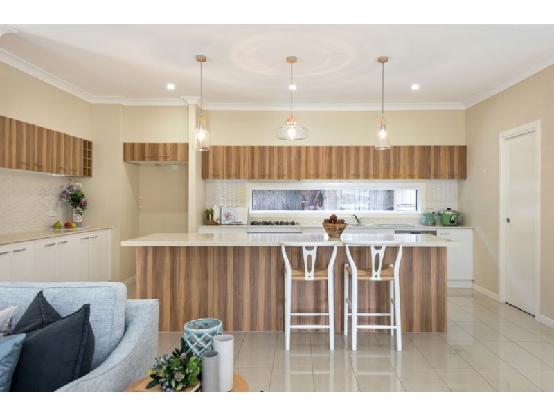 43 St Leonards Street, Coorparoo QLD 4151