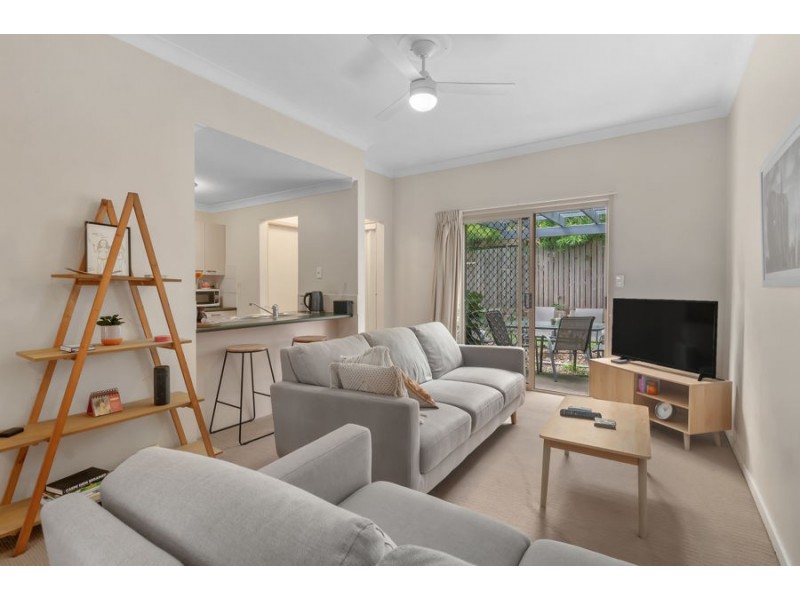 2/55 Richmond Rd, Morningside QLD 4170