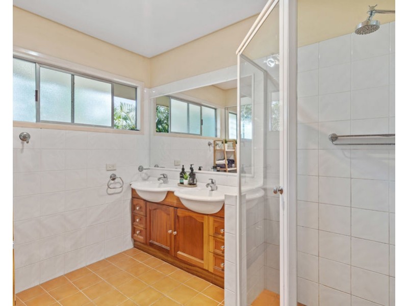 367A Cornwall Street, Greenslopes QLD 4120