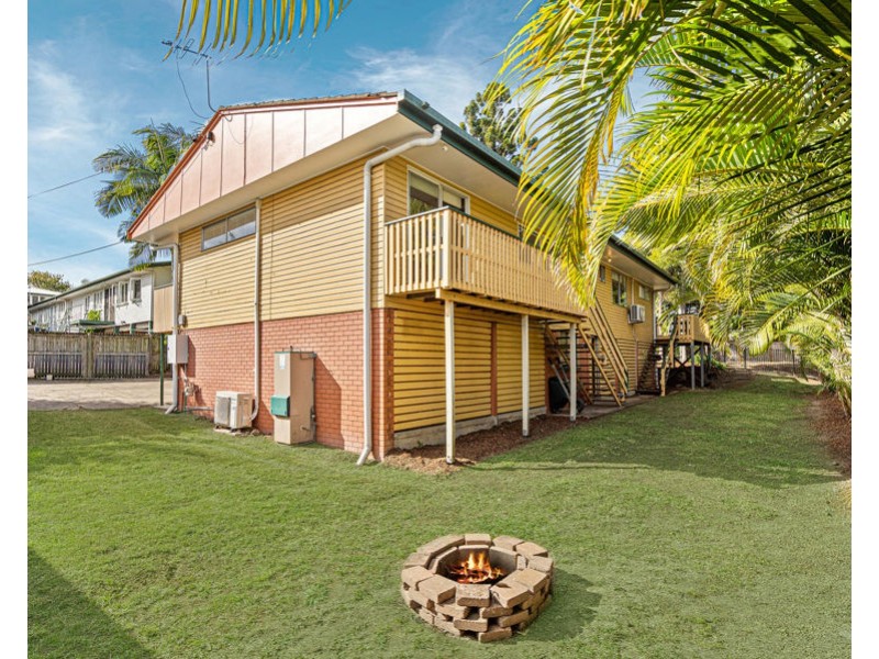 367A Cornwall Street, Greenslopes QLD 4120