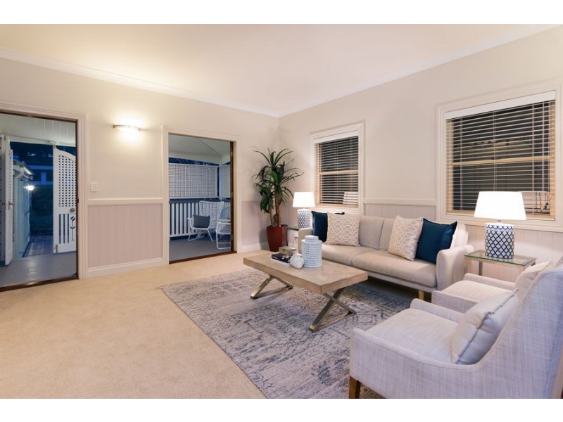 72A Newman Avenue, Camp Hill QLD 4152