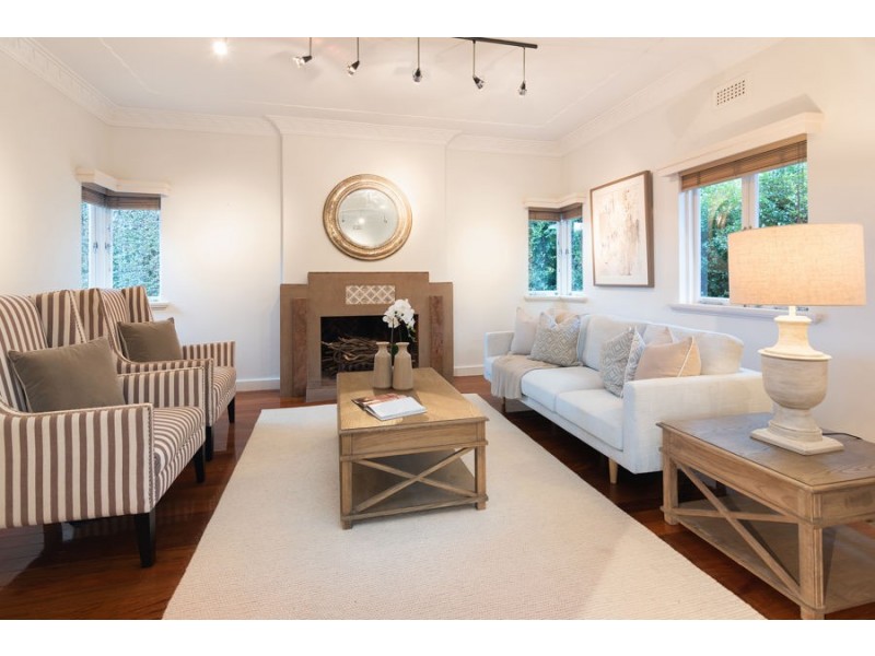 7 Geelong Avenue, Holland Park QLD 4121