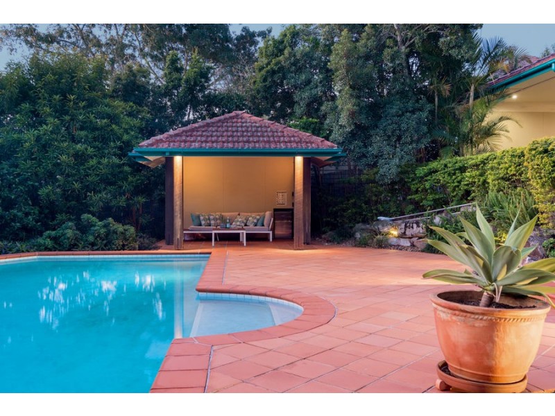 7 Geelong Avenue, Holland Park QLD 4121