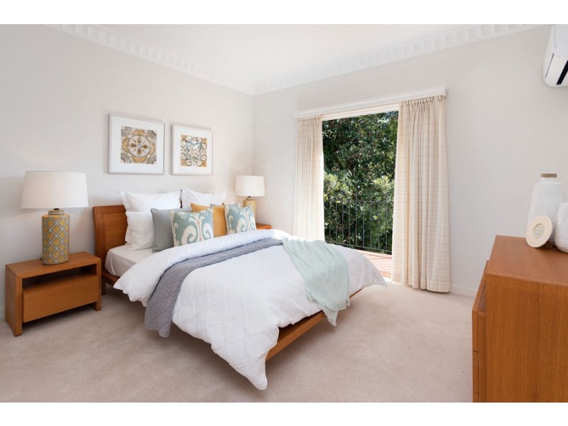 7 Geelong Avenue, Holland Park QLD 4121